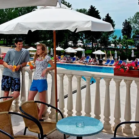 Здравен курорт Sol By Melia Mare 4*