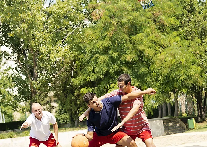 Здравен курорт Sol Mare