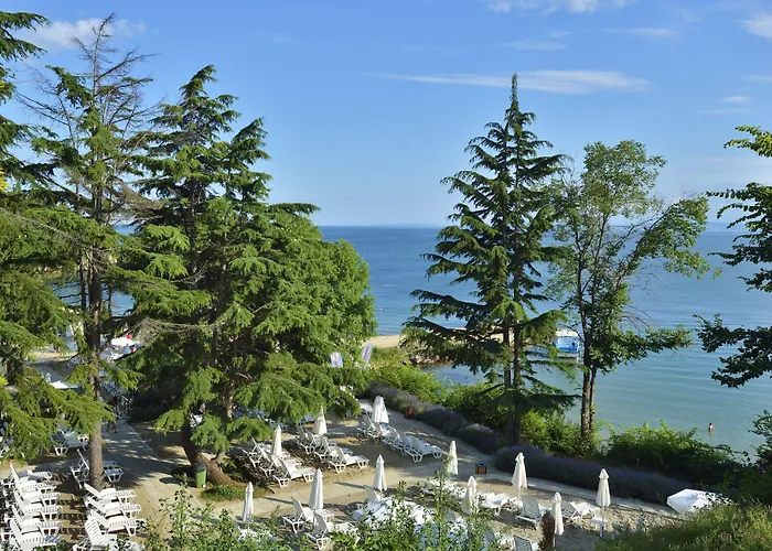 Здравен курорт Sol Mare 4*